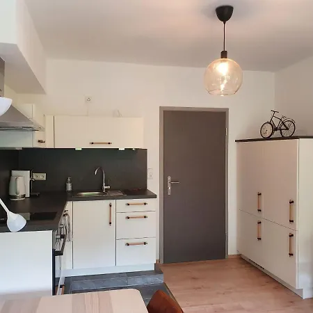 Roemerstube & מלון דירות אדיגר-אלר