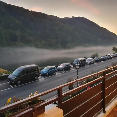 מלון דירות Roemerstube & אדיגר-אלר