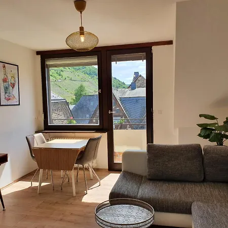Aparthotel Roemerstube & Ediger-Eller